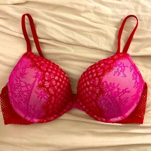 Victoria’s Secret bra
